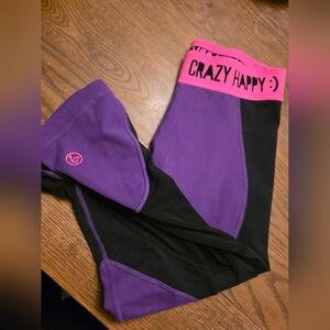 Zumba Fitness Leggings - Sz M. 19" Inseam. Crazy Happy Waist Band. EUC